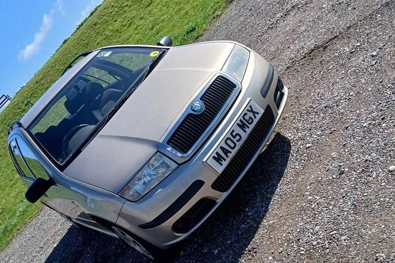 Beige Used 2005 Skoda Fabia Classic Estate | £2,495 - Image 1/1