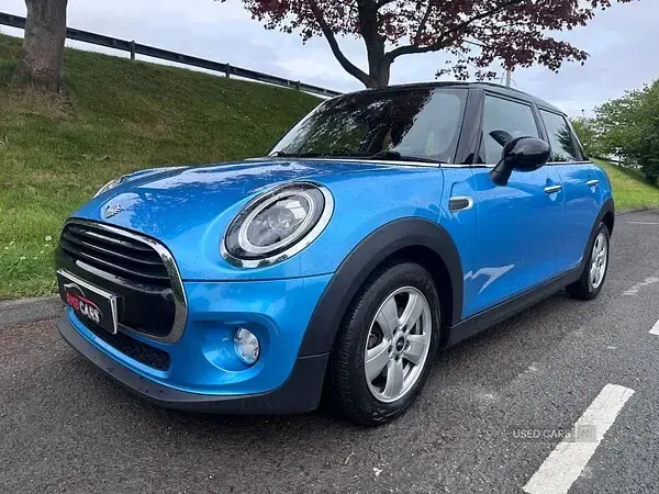 Used Mini Cooper Classic 2019 Blue Hatchback