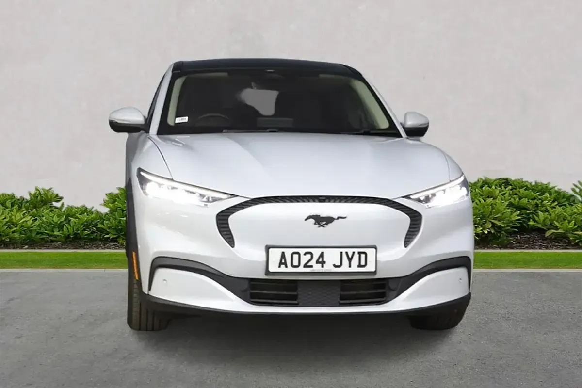 Used Ford Mustang Extended Range 294 HP (216 kW) 2024 White Hatchback