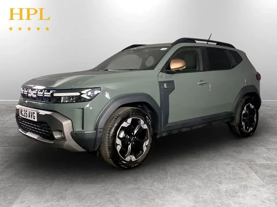 Used Dacia Duster Extreme 130 HP (95 kW) 2025 Green SUV