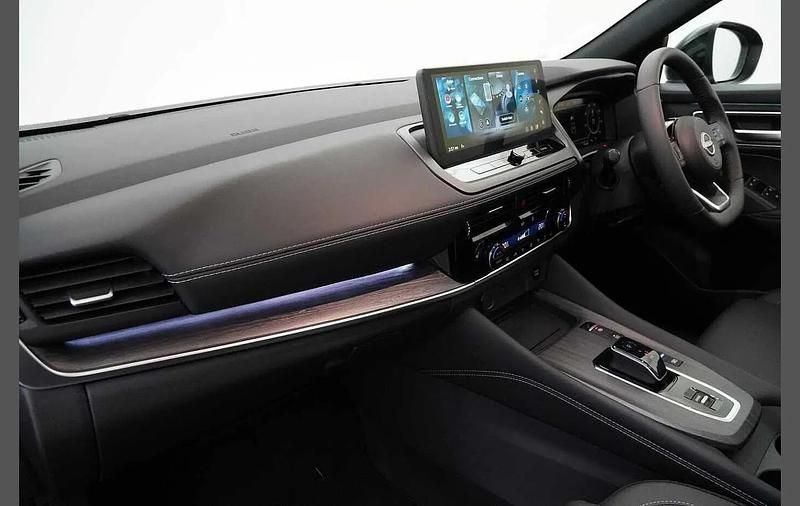 New Nissan Qashqai Tekna 205 HP (150 kW) 2026 Black SUV