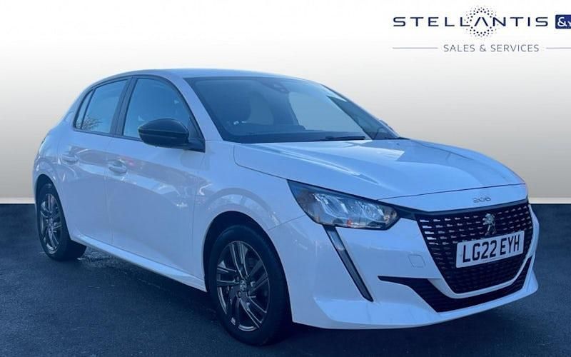 White Used 2022 Peugeot 208 Active Premium Hatchback | £12,862 (Fair price) - Image 1/3