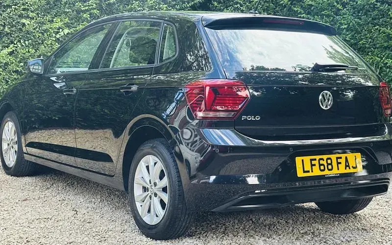 Used VW Polo SE 75 HP (55 kW) 2018 Hatchback