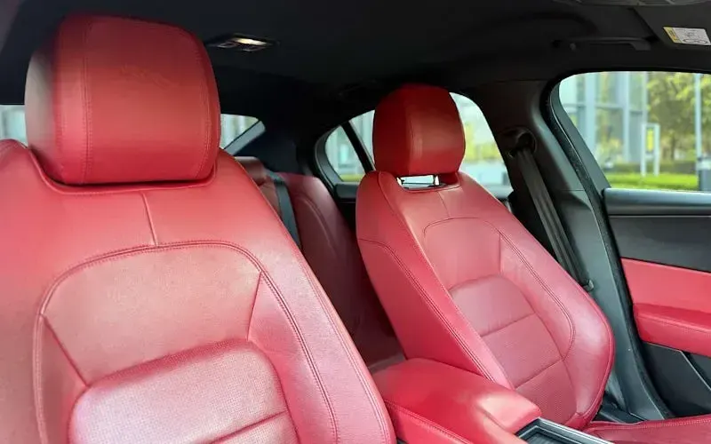 Gebraucht Jaguar XE R-Dynamic 300 PS (220 kW) 2019 Schwarz Limousine