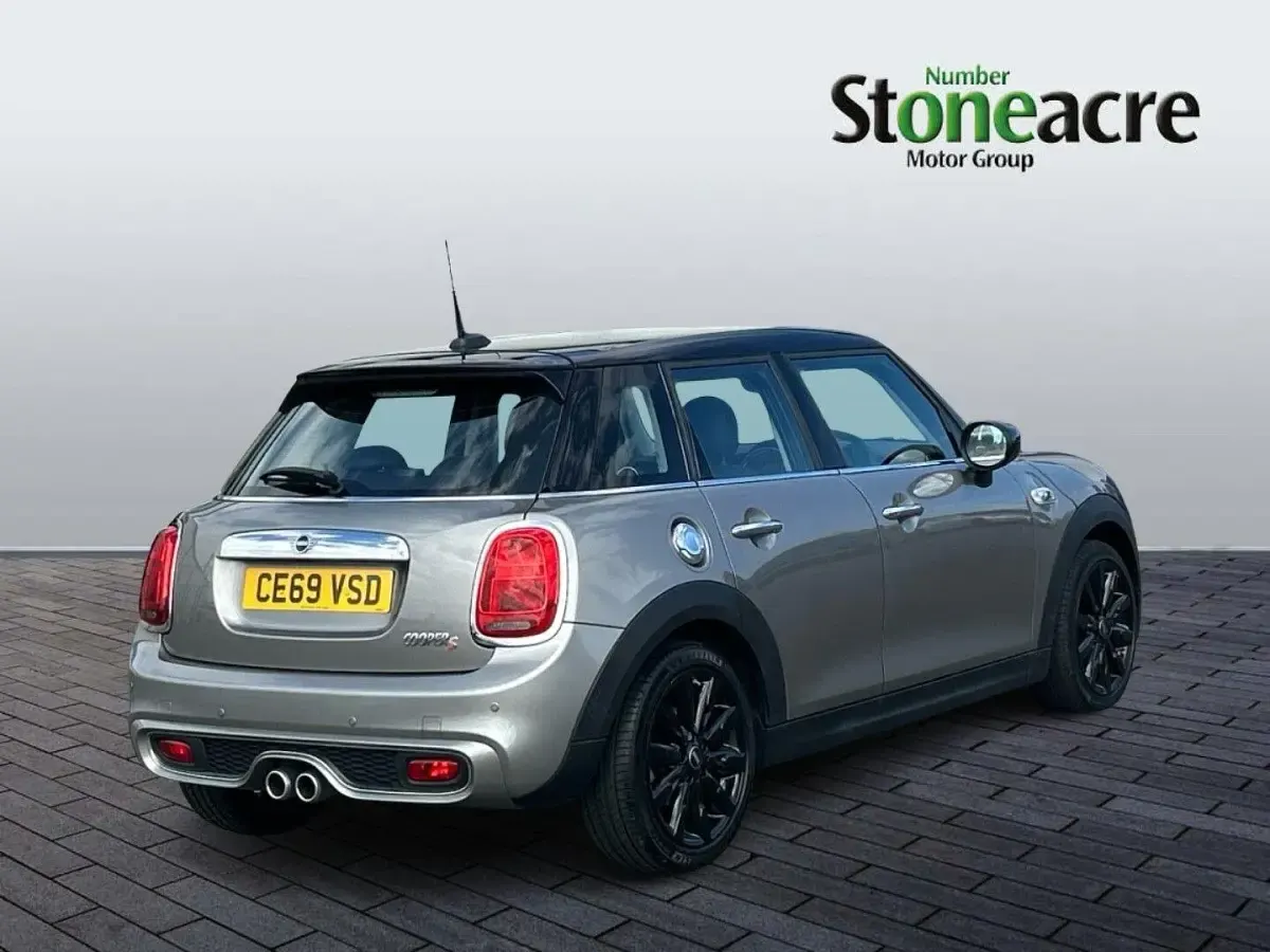 Used Mini Cooper S Exclusive 2019 Silver Hatchback