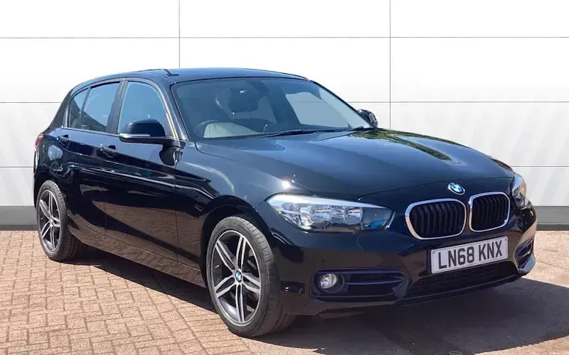 Used BMW 118 Sport Line 136 HP (100 kW) 2018 Hatchback