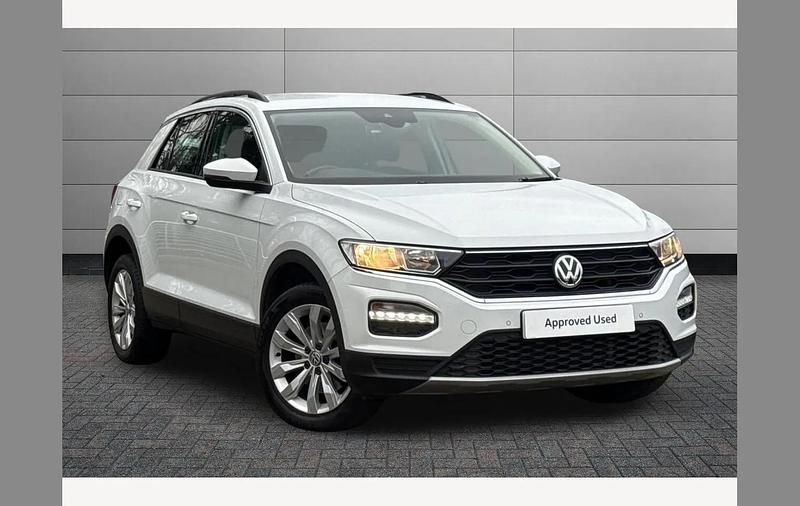 White Used 2018 VW T-Roc SE SUV | £12,791 (Fair price) - Image 1/3