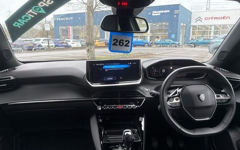 Used Peugeot 2008 Allure 101 HP (74 kW) 2024 Grey SUV