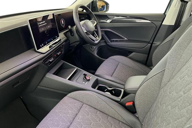Novo VW Tiguan Match 150 HP (110 kW) 2026 Cinzento SUV