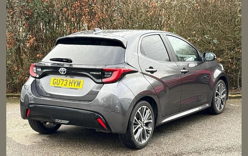 Used Toyota Yaris Hybrid 116 HP (85 kW) 2023 Grey Hatchback