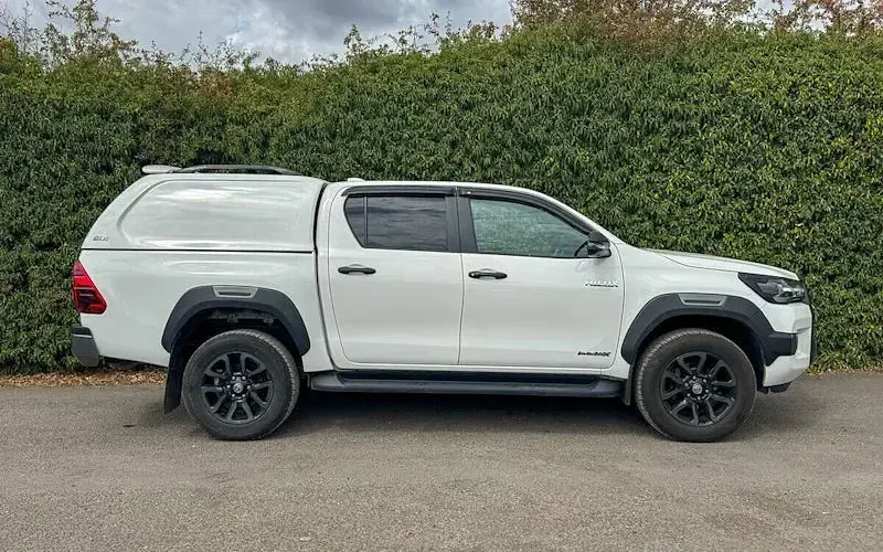 Used Toyota HiLux 204 HP (150 kW) 2024 Pickup