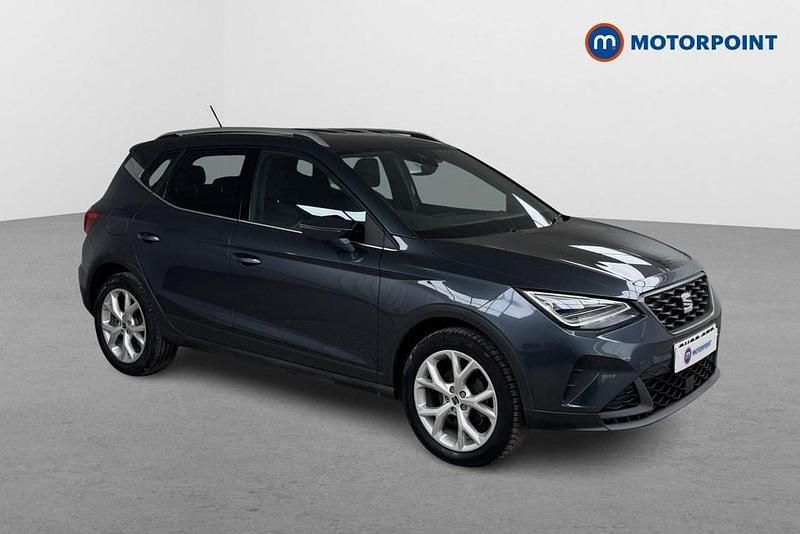 Grey Used 2022 Seat Arona FR SUV | £14,699 (Fair price) - Image 1/4