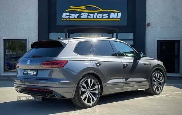 Usado VW Touareg Black Edition 286 HP (210 kW) 2020 Cinzento SUV
