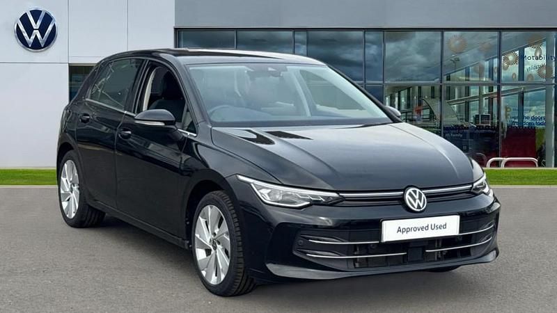 Used VW Golf VIII Style 150 HP (110 kW) 2025 Grenadilla black