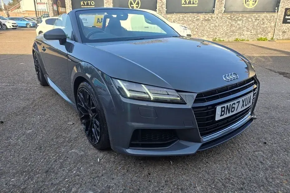 Used Audi TT Roadster S-Line 180 HP (132 kW) 2017 Grey Cabriolet