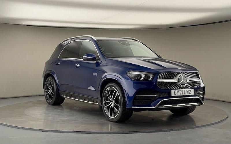 Brilliant blue Used 2021 Mercedes GLE350 AMG line Estate | £44,650 (Fair price) - Image 1/4