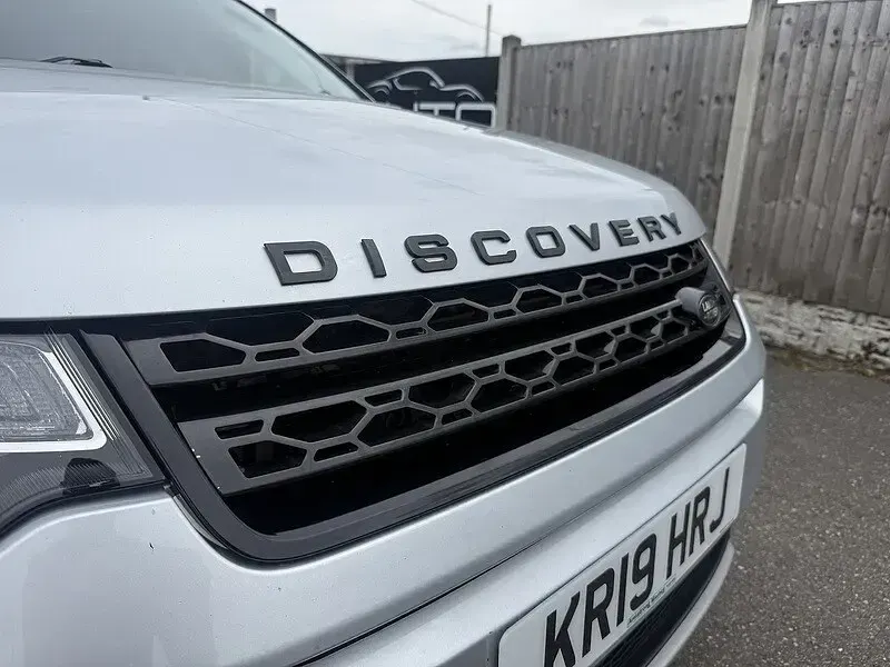 Used Land Rover Discovery Sport HSE Luxury 240 HP (176 kW) 2019 Silver SUV