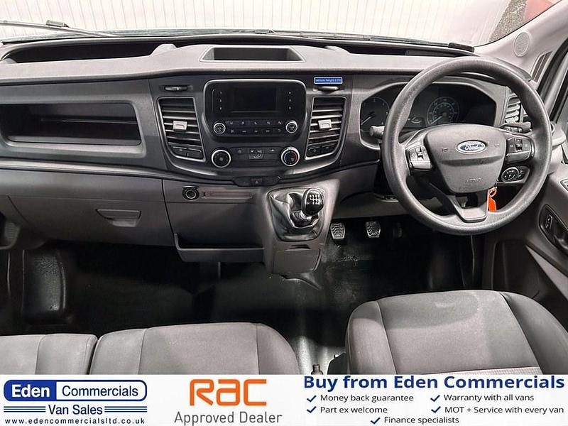 Used Ford Transit S 129 HP (94 kW) 2022 White Van