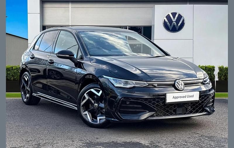 Used VW Golf VIII R-line 147 HP (108 kW) 2025 Black Hatchback