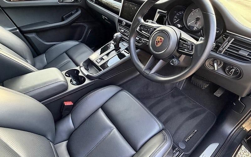 Used Porsche Macan S 379 HP (278 kW) 2025 SUV