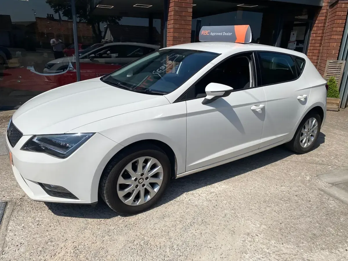 Used Seat Leon SE 2016 White Hatchback