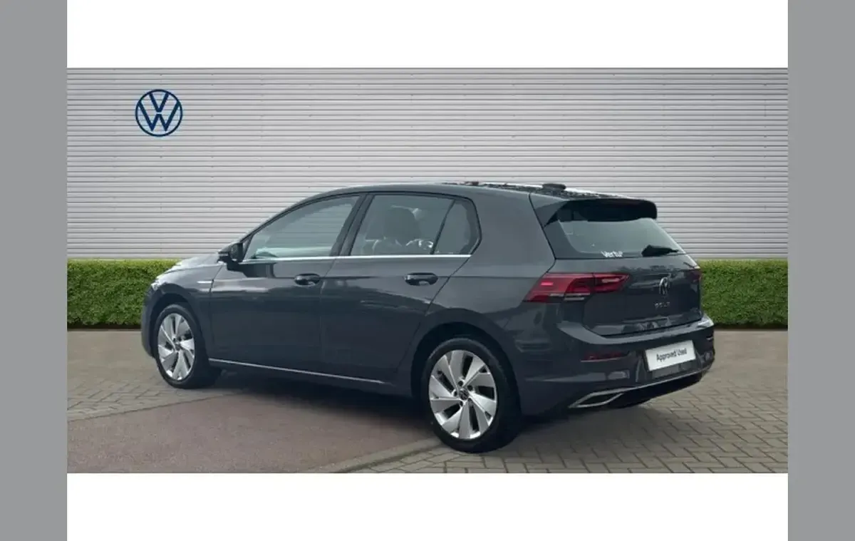 Used VW Golf VIII Style 147 HP (108 kW) 2021 Grey Hatchback