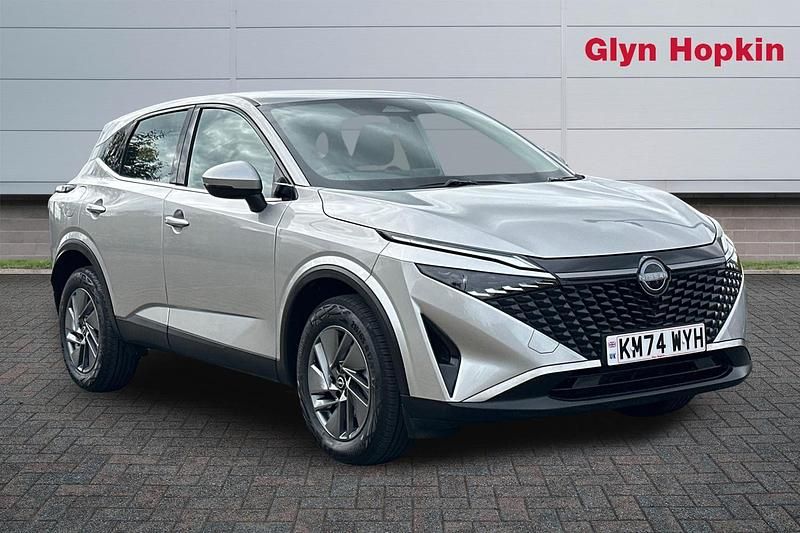 Used Nissan Qashqai Acenta Premium 158 HP (116 kW) 2024 Silver SUV