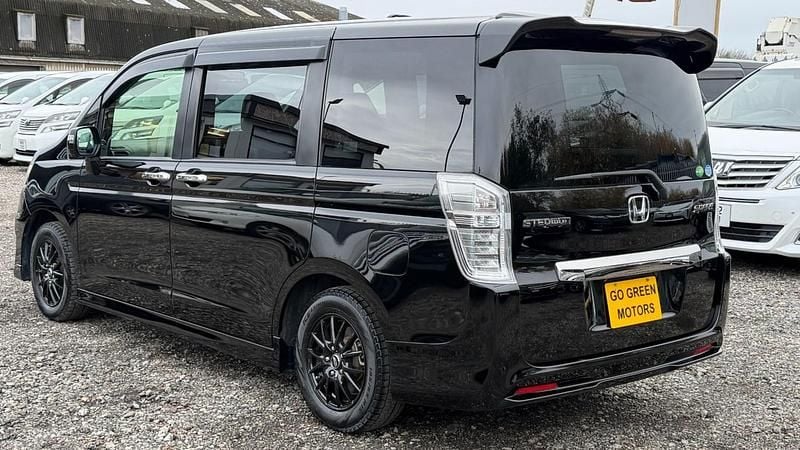 Used Honda Stepwgn Cool 2014 Black MPV