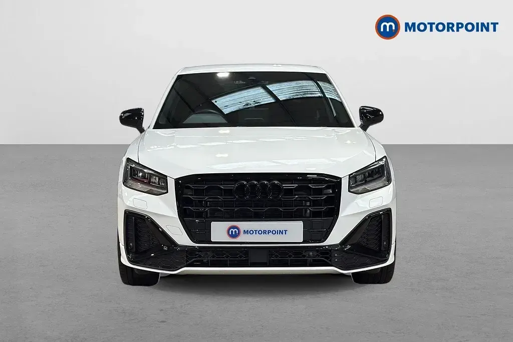 Used Audi Q2 Black Edition 150 HP (110 kW) 2024 White SUV