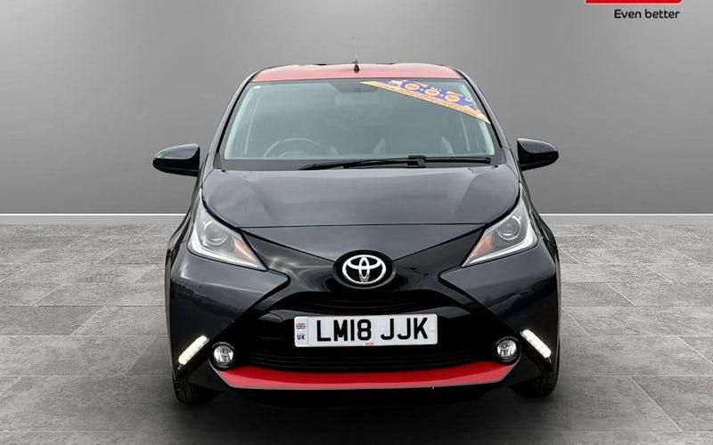 Usado Toyota Aygo x-press 69 HP (50 kW) 2018 Citadino