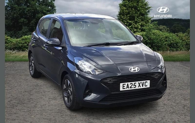 Used Hyundai i10 Advanced 62 HP (45 kW) 2025 Grey Hatchback