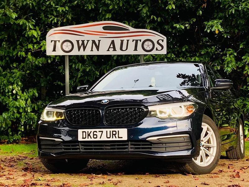 Used BMW 520 Comfort Edition 2017 Blue Sedan