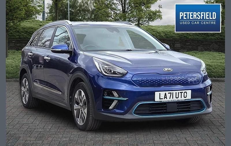 Used Kia e-Niro 150 kW (204 HP) 2022 Blue SUV
