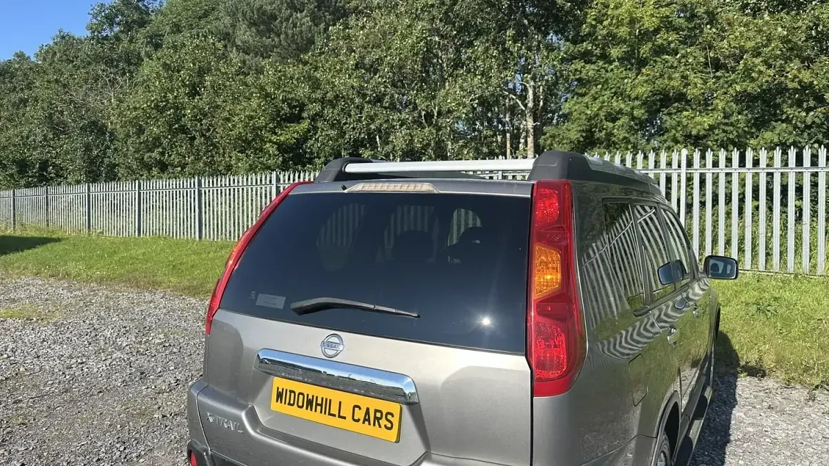 Used Nissan X-Trail 150 HP (110 kW) 2008 Grey SUV