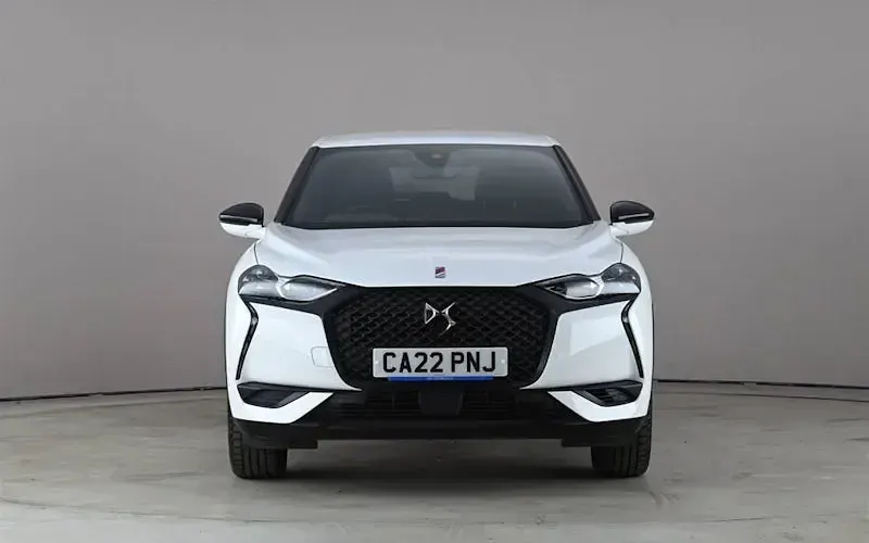 Usado DS Automobiles DS3 Crossback Performance Line Plus 131 CV (96 kW) 2022 Blanco SUV
