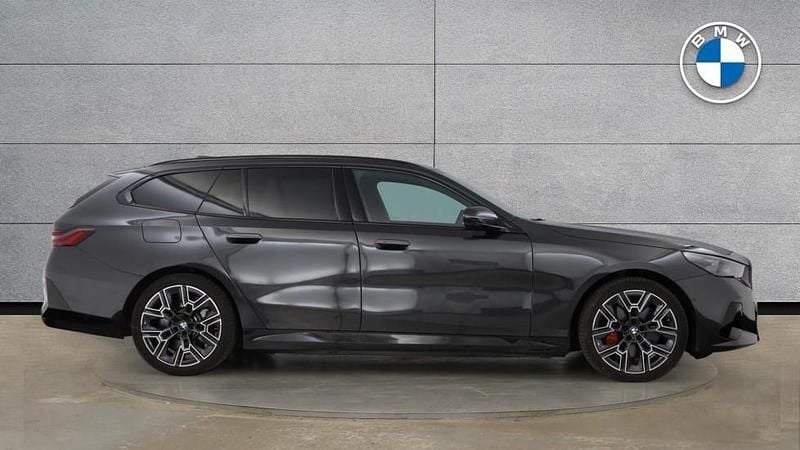 Used BMW 550e M Sport 482 HP (354 kW) 2025 Grey Estate