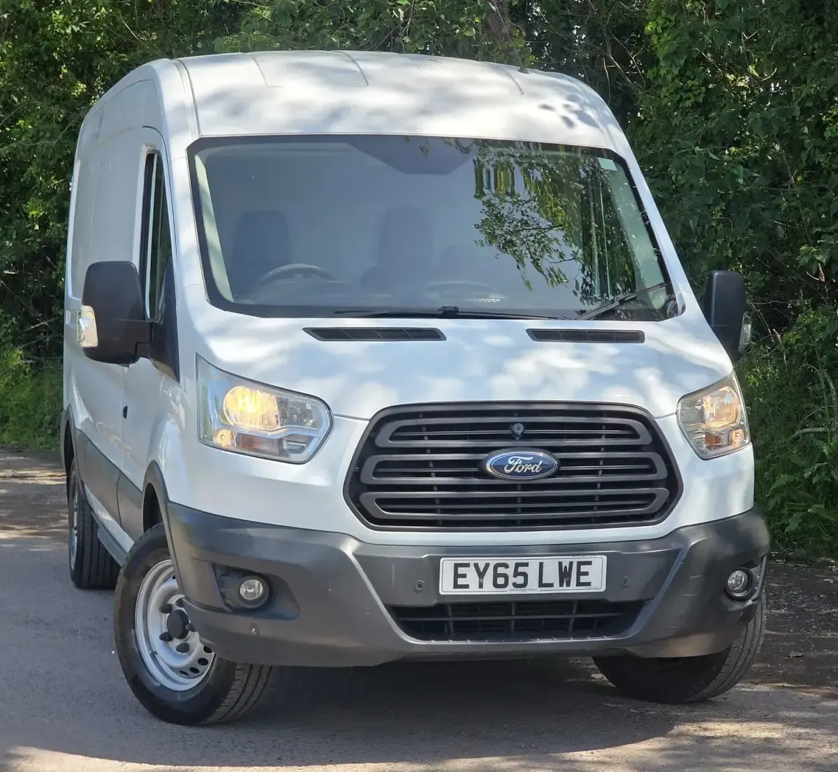 Used Ford Transit 125 HP (91 kW) 2015 White Van
