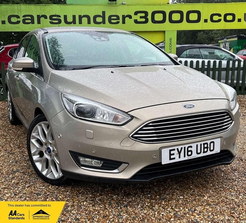 Used Ford Focus Titanium X 182 HP (133 kW) 2016 Silver Hatchback