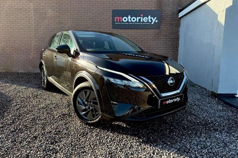 Black Used 2022 Nissan Qashqai Acenta Premium SUV | £14,295 (Good price) - Image 1/1