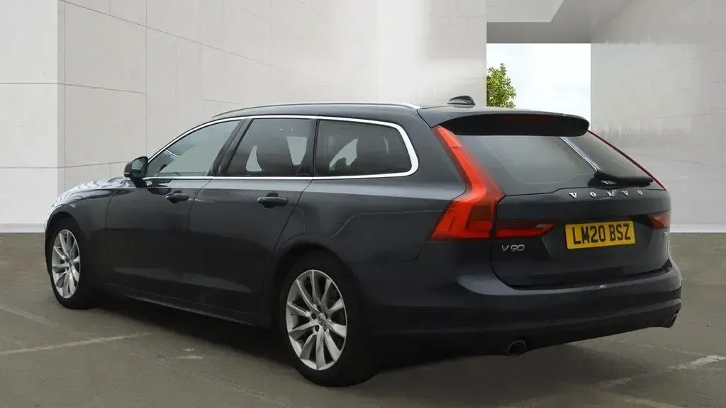 Used Volvo V90 Momentum 190 HP (139 kW) 2020 Grey Estate