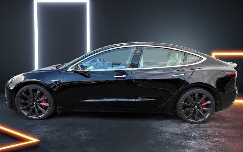 Used Tesla Model 3 Performance 334 kW (455 HP) 2023 Sedan