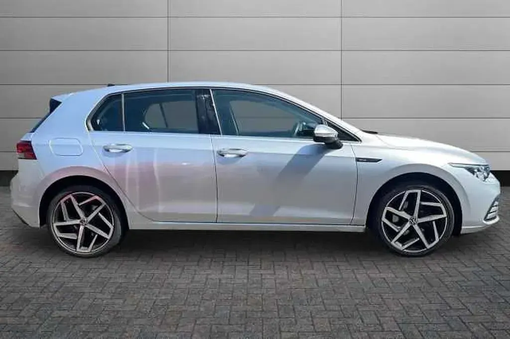 Used VW Golf VIII 150 HP (110 kW) 2022