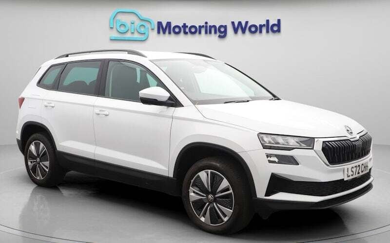 Used 2025 Skoda Karoq SE Drive SUV | £19,500 (Super price) - Image 1/4