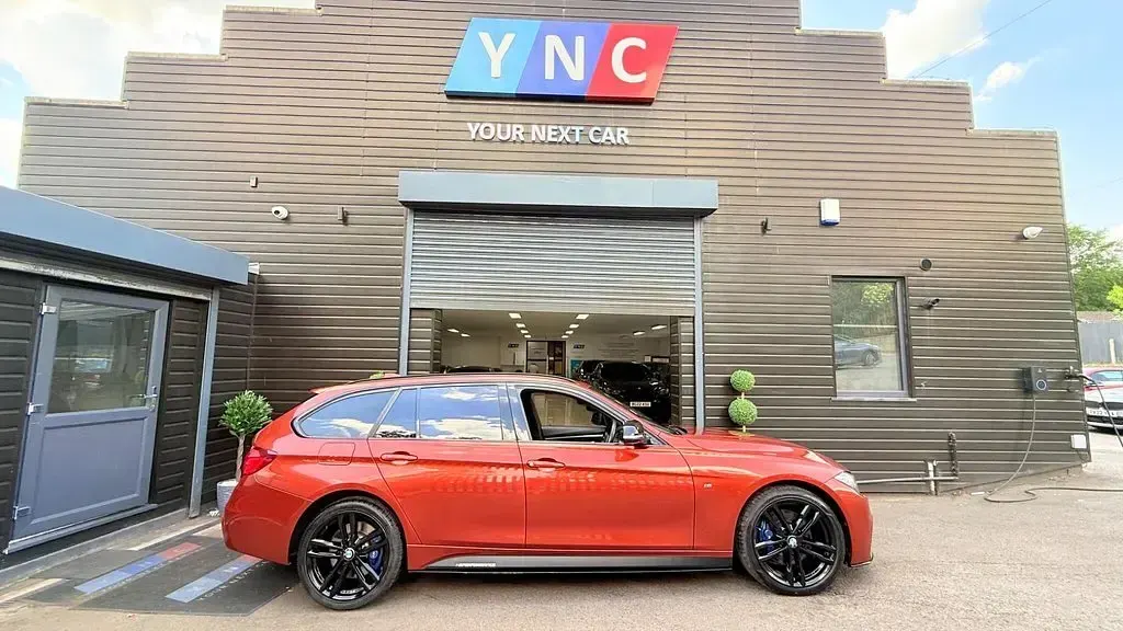 Used BMW 320 M Sport 2018 Orange Estate