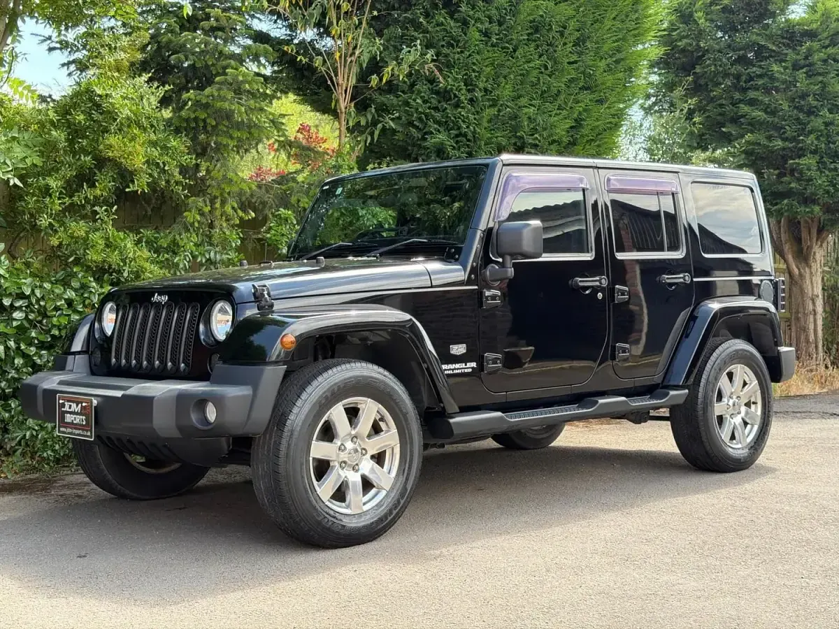 Used Jeep Wrangler 199 HP (146 kW) 2011 Black SUV