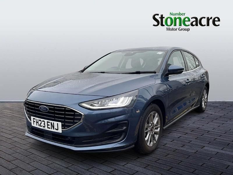 Used Ford Focus Titanium 155 HP (114 kW) 2023 Blue Hatchback