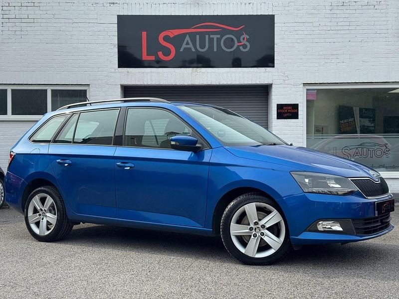 Blue Used 2017 Skoda Fabia SE L Estate | £6,295 (Fair price) - Image 1/4