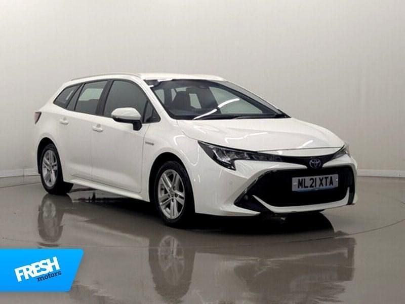 White Used 2021 Toyota Corolla Estate | £14,999 (Fair price) - Image 1/4