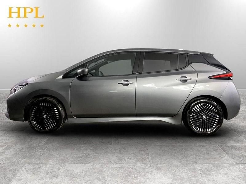 Used Nissan Leaf N-Connecta 110 kW (150 HP) 2024 Grey Hatchback