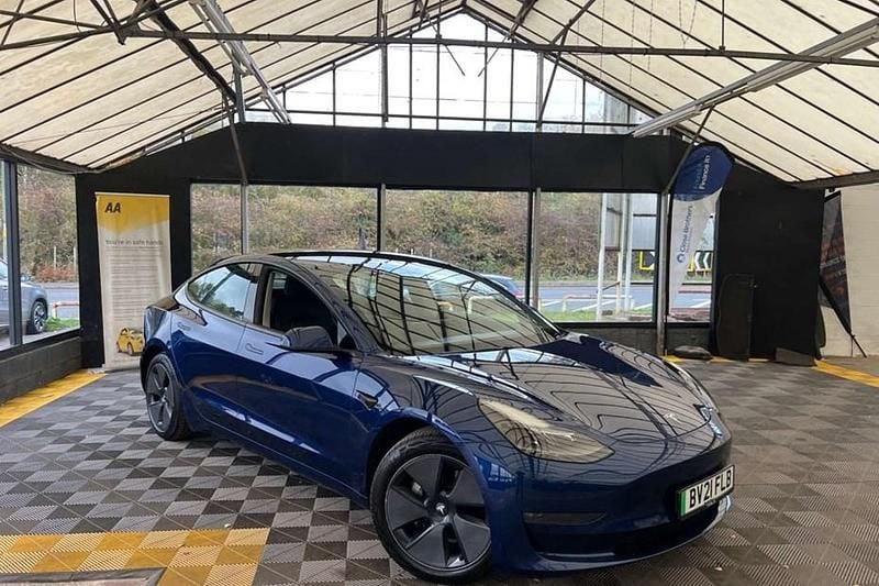 Blue Used 2021 Tesla Model 3 Long Range AWD Sedan | £18,195 (Good price) - Image 1/1